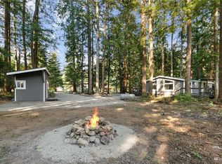 1291 Deep Valley Dr, Maple Falls, WA 98266