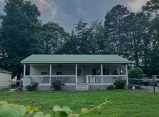 363 Pineridge Rd, New London, NC 28127