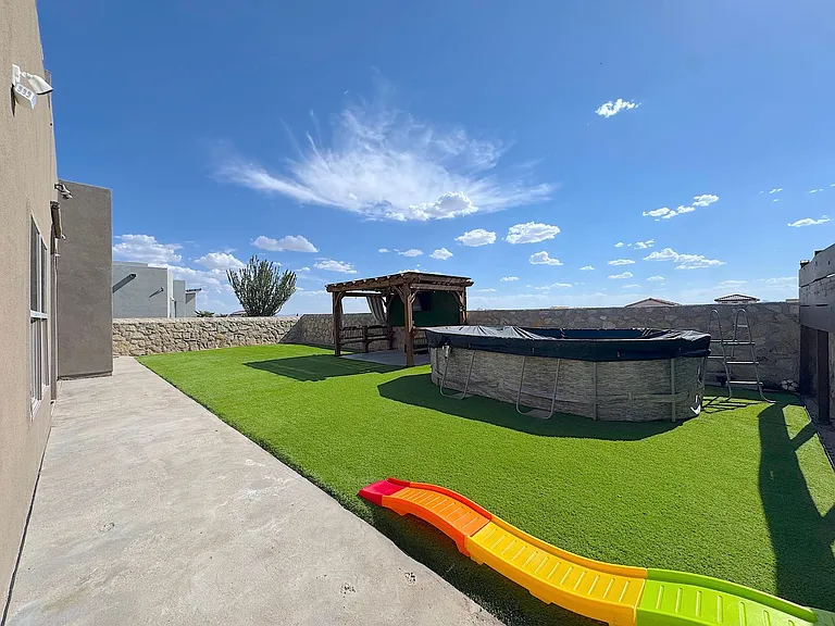 809 Angram Pl — Photo 23