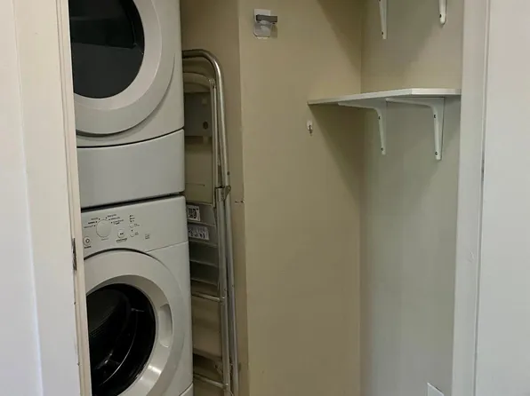 13228 Old Yale Rd #204, Surrey, BC V3T 0K3