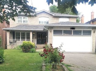 41 Lawnview Dr, Toronto, ON M2N 5J9