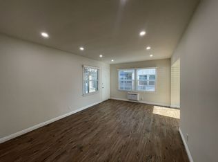 620, Van Nuys, CA 91405