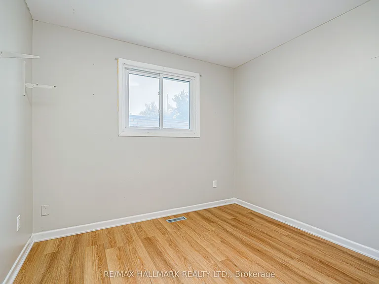 27 Keyworth Trl #UPPER — Photo 15