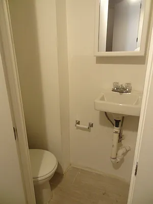 Rented by Miron Realty Group | media 104