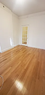 Rented by Manhattan Best Realty, Inc. | media 12