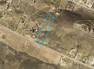 Elizabeth Lake Rd, Leona valley, CA 93551