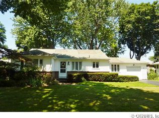 494 Wimbledon Rd, Rochester, NY 14617