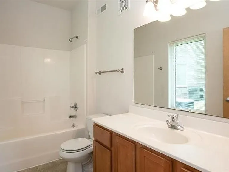 280 Sadler Ln #204 — Photo 16