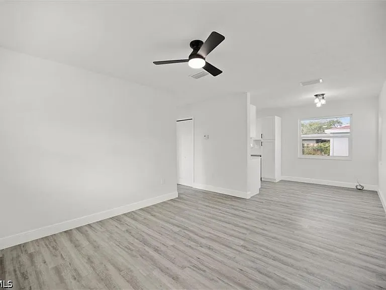 1644 Pawnee St — Photo 5