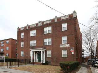 17 Evergreen Ave APT 6B, Hartford, CT 06105