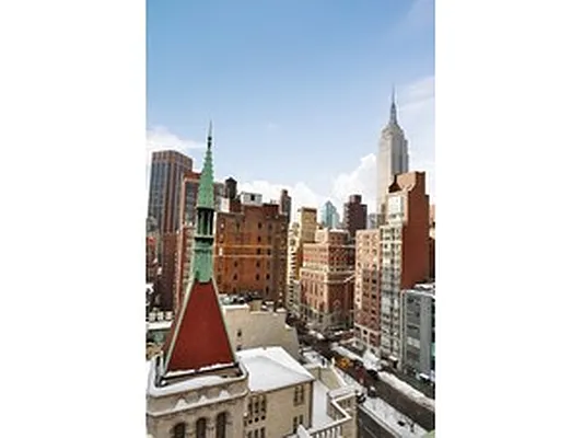 Sold by Corcoran | media 7