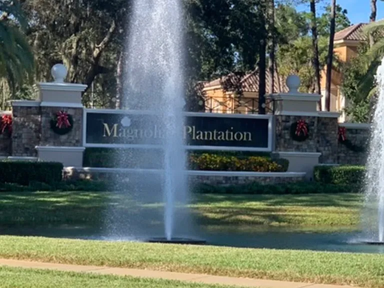 Magnolia Plantation Entrance
