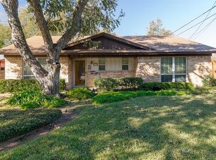 1105 Carter Cir, Irving, TX 75060