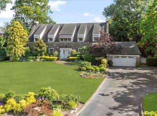 163 Woodmere Blvd S, Woodmere, NY 11598