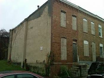 2nd image of 1915 Sherwood Ave