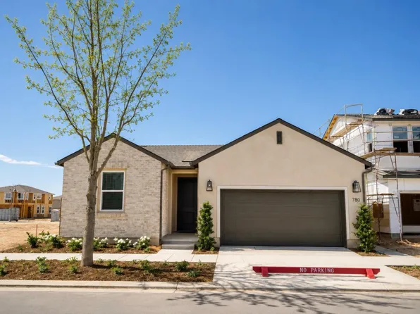 780 Josephine Ave, Madera, CA 93636