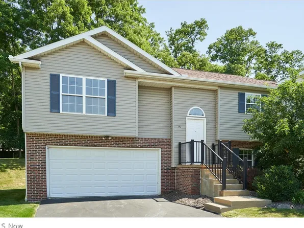 71 River Ridge Ln, Munroe Falls, OH 44262