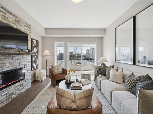 340 Florence Dr #103, Peterborough, ON K9J 0K4