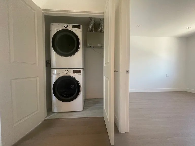 3975 W 21st Ave — Photo 5