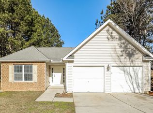 345 Breeze Mdw, Fairburn, GA 30213