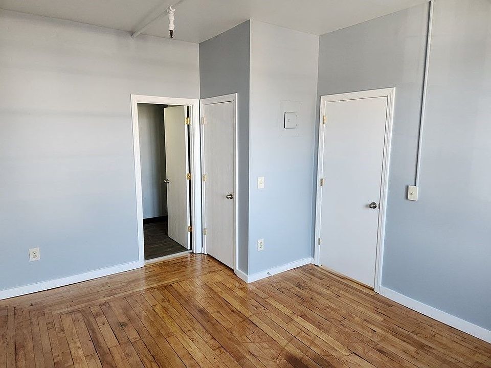 15 N Main St Attleboro MA | Zillow