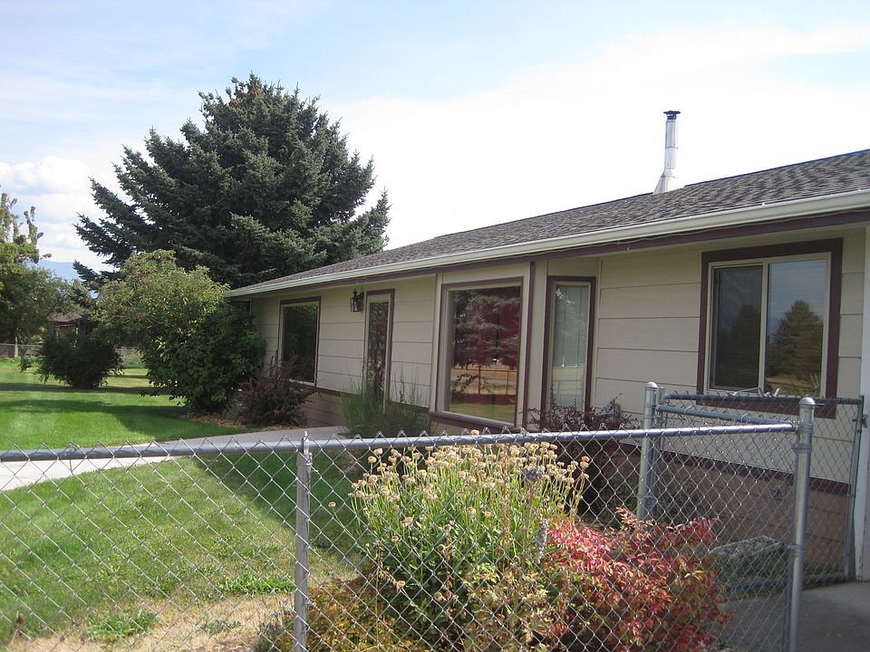 1st image of 39541 Marigold Ln