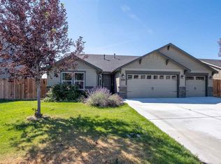 6904 Boulder Dr, Pasco, WA 99301