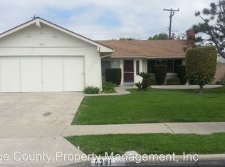 6291 Royalist Dr, Huntington Beach, CA 92647