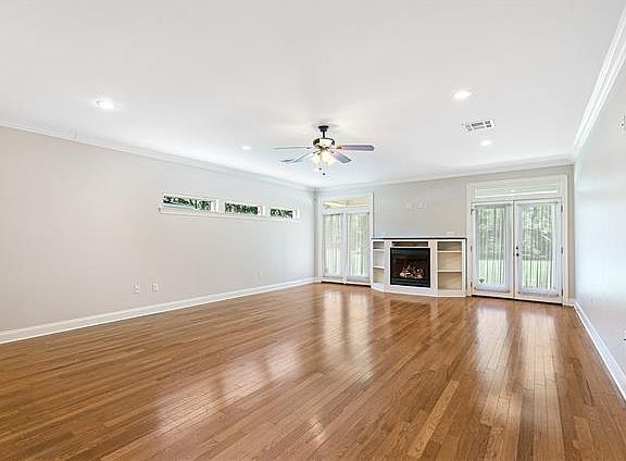3rd image of 42351 Broadwalk Ave #B