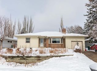 1224 S Highland Acres Rd, Bismarck, ND 58501