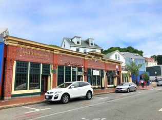242 Main St, Gloucester, MA 01930