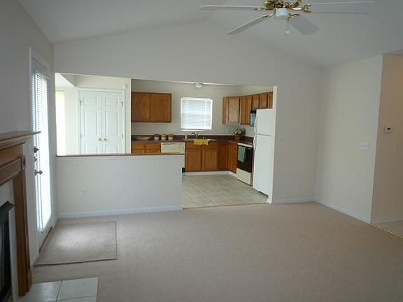 3rd image of 4424 Pond Meadows Ct