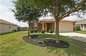 1st image of 105 Quail Hollow Dr