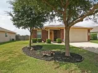 105 Quail Hollow Dr, Hutto, TX 78634