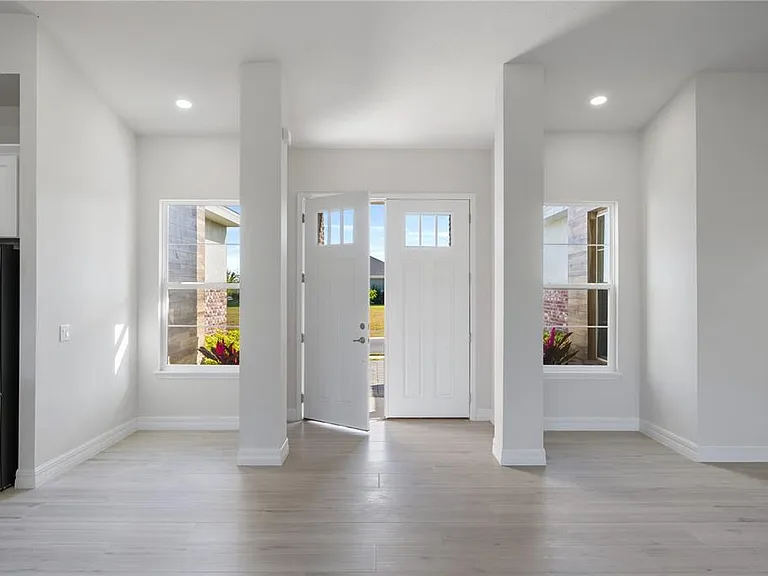 208 Snowy Orchid Way — Photo 6