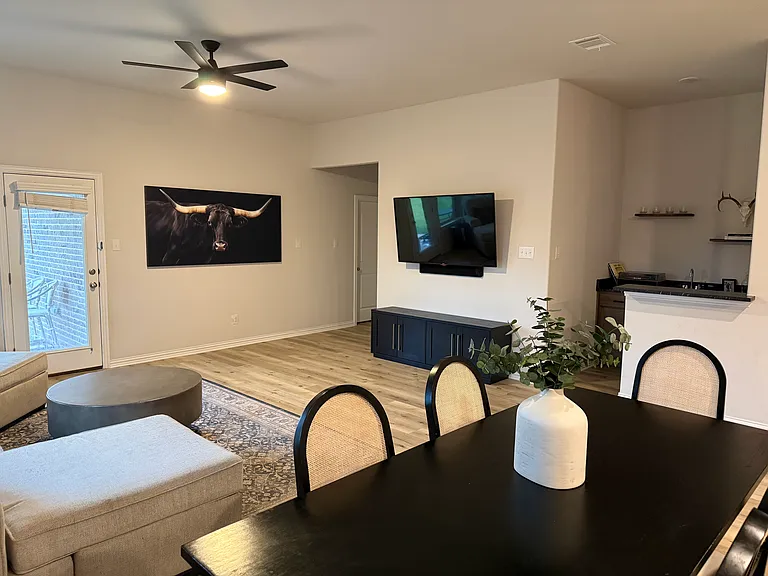 1072 Tara Ct — Photo 14