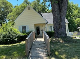 331 N Burnett Rd, Springfield, OH 45503