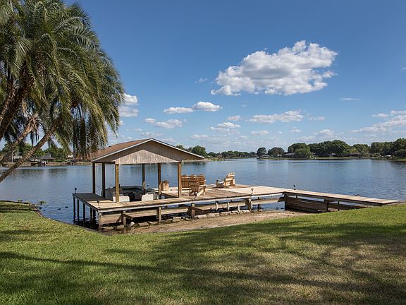 2nd image of 3968 Lake Joyce Dr