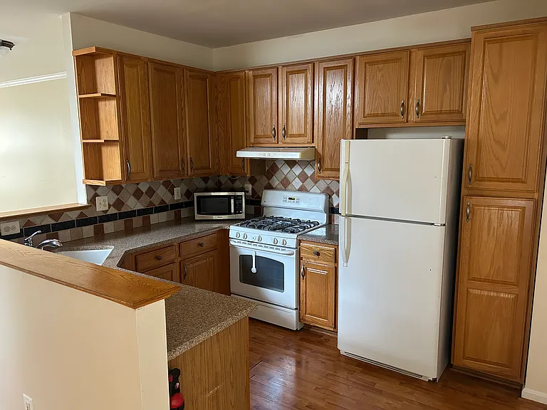 4168 La Mauricie Loop — Photo 20