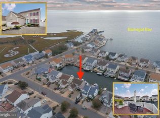8 Peaksail Dr, Bayville, NJ 08721