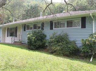 2875 Fox St, Corning, NY 14830