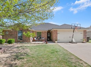 250 Wellington Trl, Weatherford, TX 76085