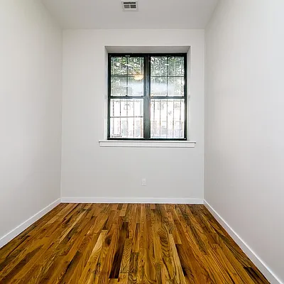 Rented by Nooklyn NYC LLC | media 16