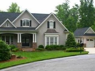 3900 Orchard Point Ct, Apex, NC 27539