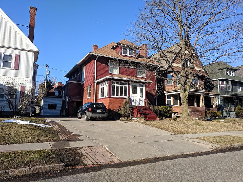 1st image of 664 Auburn Ave