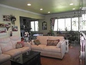 1st image of 145 Richard Ct #145