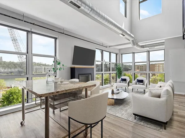 2626 South Side Flats