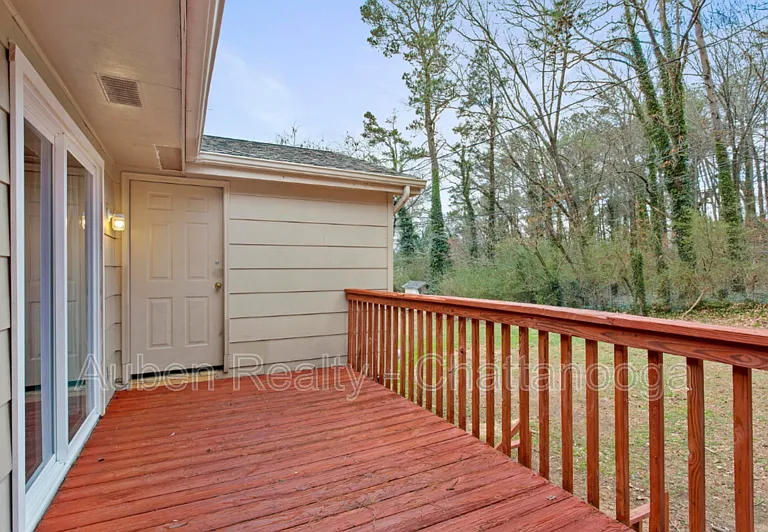 7167 Holland Ln — Photo 10