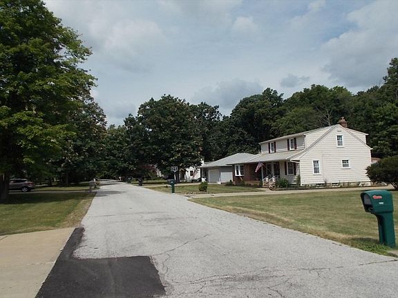 4th image of 6910 Delmur Dr