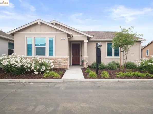 143 Novella Dr, Newman, CA 95360